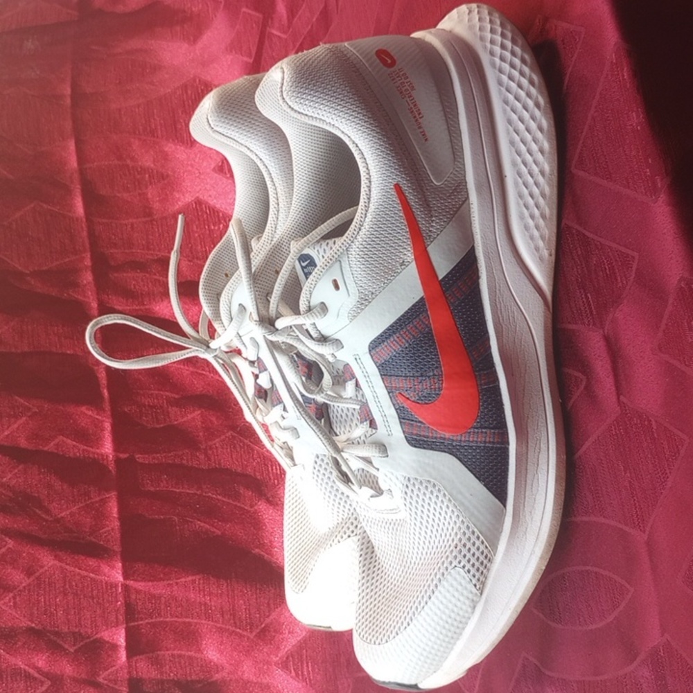 Nike Run Swift 2.0 sneakers Size 15..Make Offers